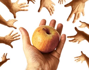 Eva Salber on Community Medicine and Health Facilitators Image